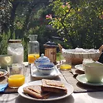 Couette-café L'isola 3*